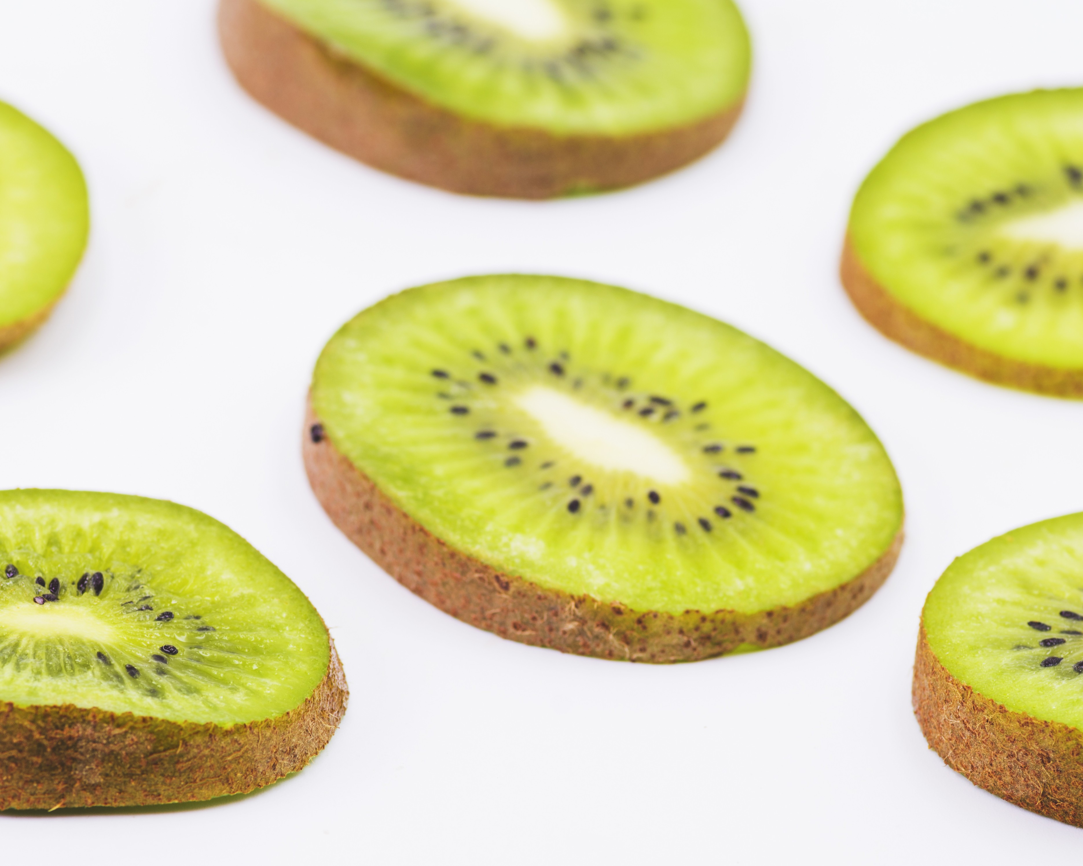 fresh-kiwi-fruit-slices