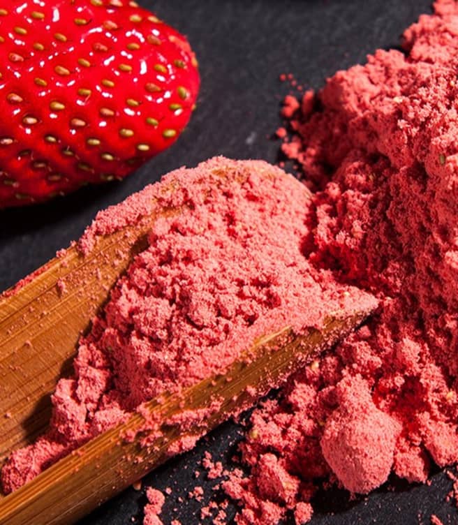 How to Choose Freeze-Dried Strawberry Powder: Benefits, Uses, and Expert Tips