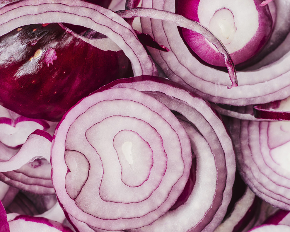 fresh-onion-slices