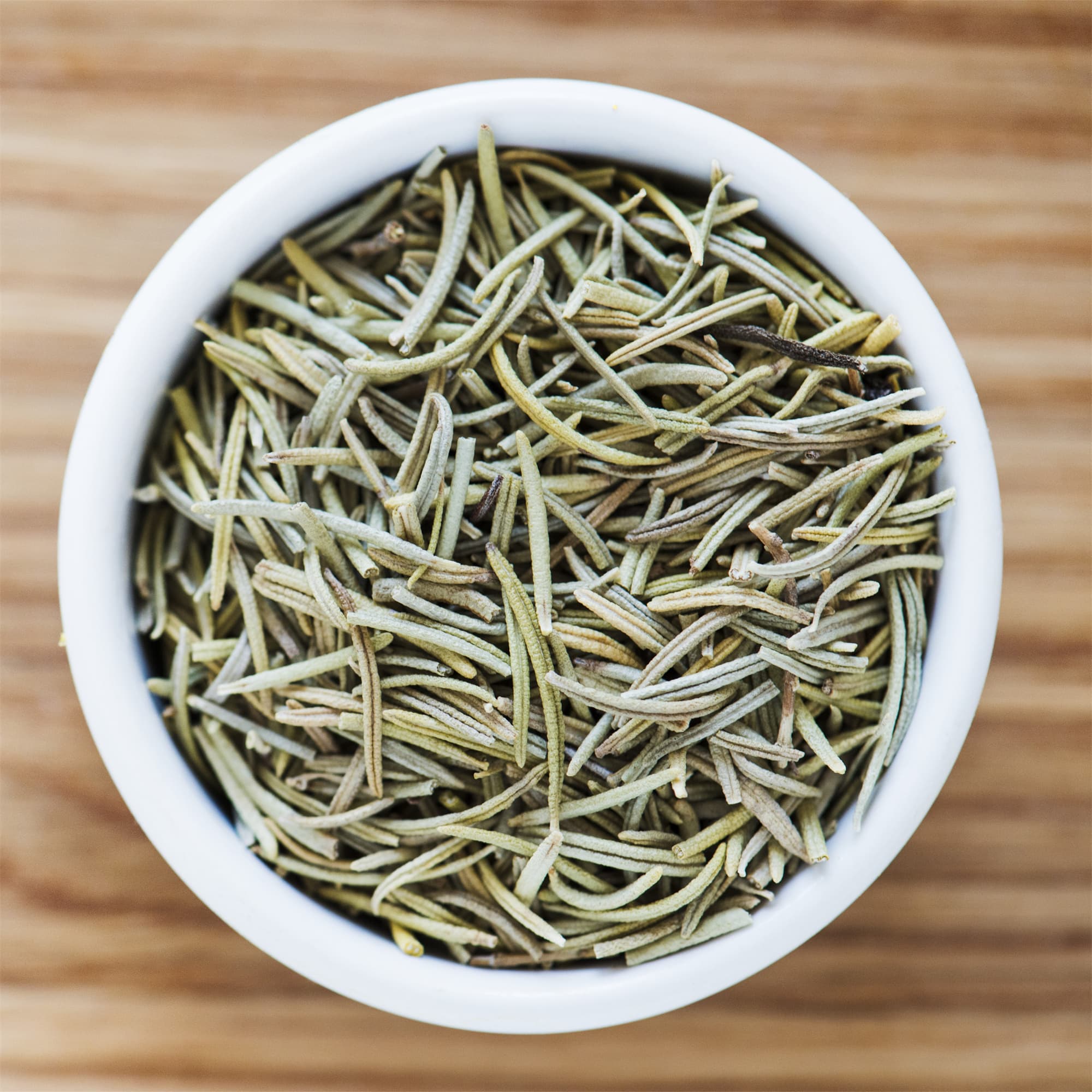 closeup-dried-rosemary_compressed