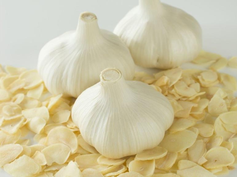 China Dried Garlic Exports.jpg