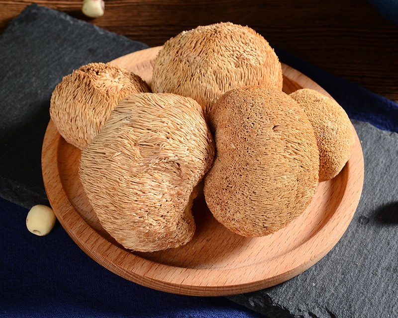 dried lions mane whole