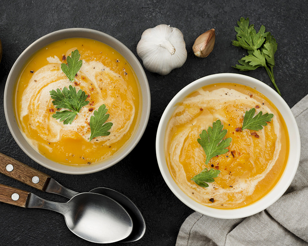 delicious-autumn-soup-composition